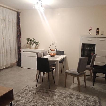 Uroczy Apartament Krasków Εξωτερικό φωτογραφία