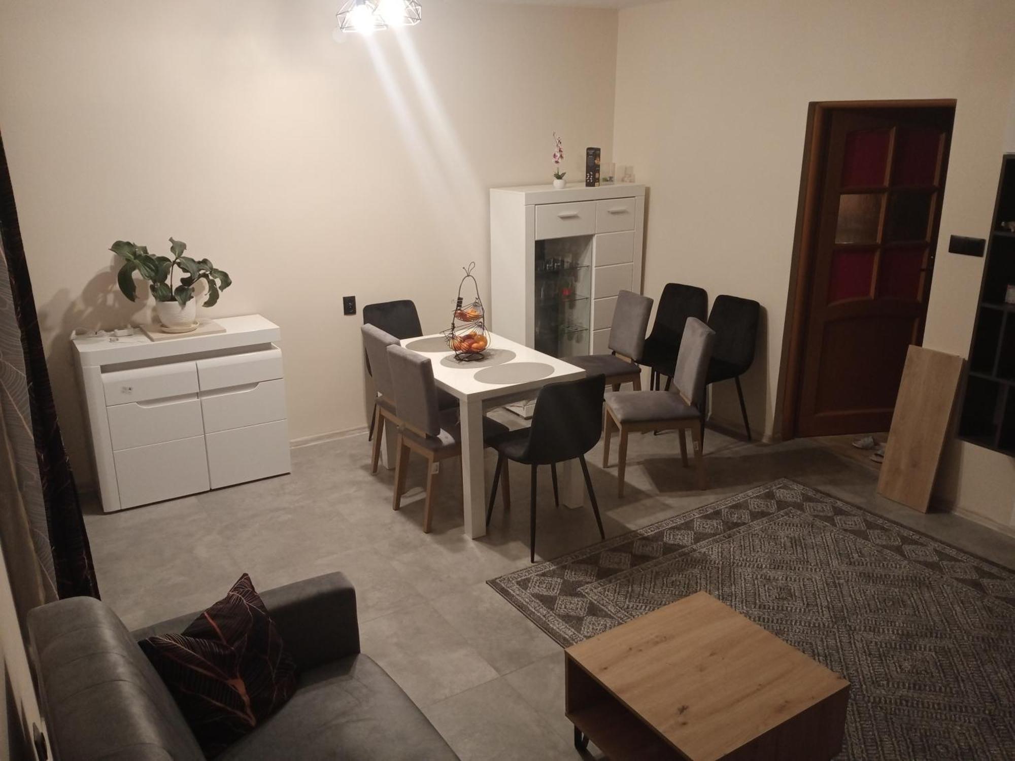 Uroczy Apartament Krasków Εξωτερικό φωτογραφία